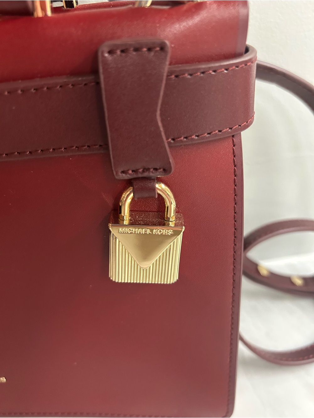Michael Kors Burgundy Satchel with Red Card Wallet - Picture 6 of 16